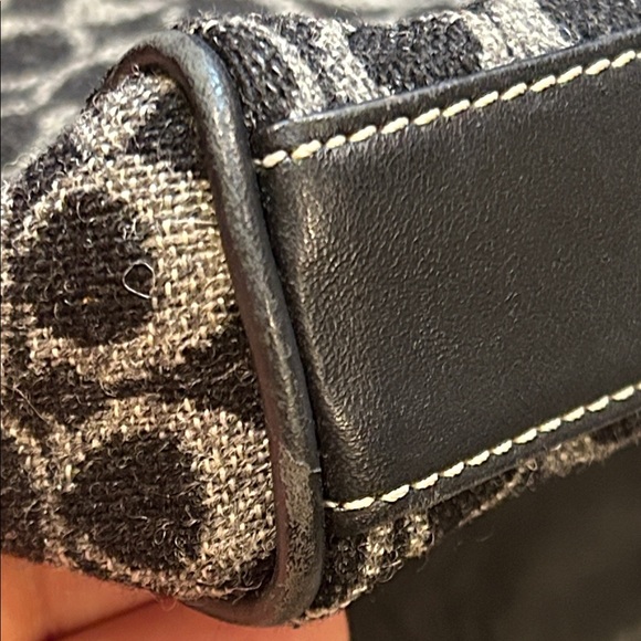 Coach Signature Vintage Wool Mini Bag - Picture 16 of 17